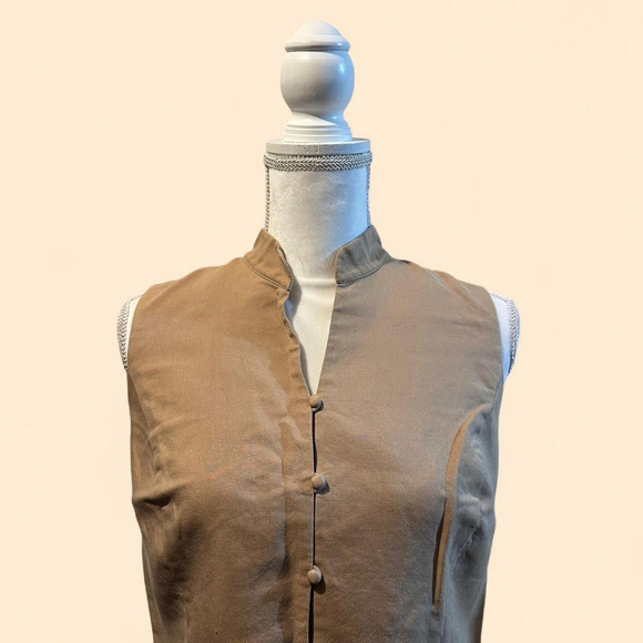 Ann Taylor Beige High-Neck Sleeveless Vest - Picture 2 of 6